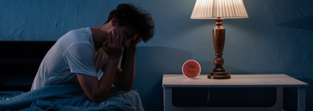 Bezsenność – przyczyny krótkotrwałej. Jak leczyć brak snu w nocy?
